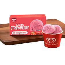 Kwality Wall's Frozen Dessert Blushing Strawberry 700ml